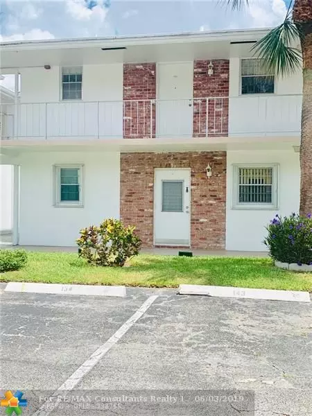 Pompano Beach, FL 33064,2475 W Golf Blvd  #143