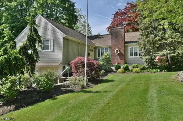 51 RIDGE AVE, Park Ridge Boro, NJ 07656