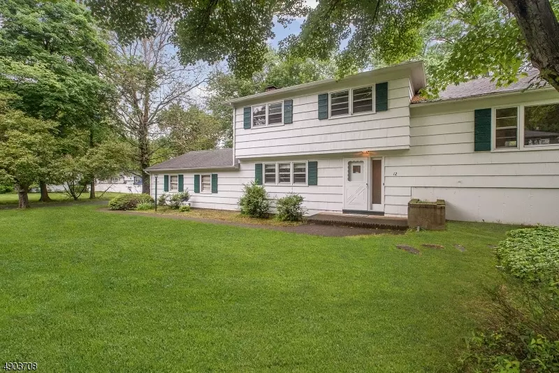 12 ALDOM CIR, West Caldwell Twp., NJ 07006