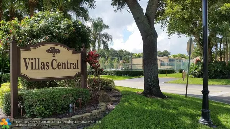 1490 W Golfview Dr  #1490, Pembroke Pines, FL 33026