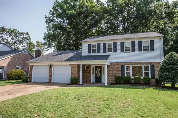 4 Kenilworth DR, Hampton, VA 23666