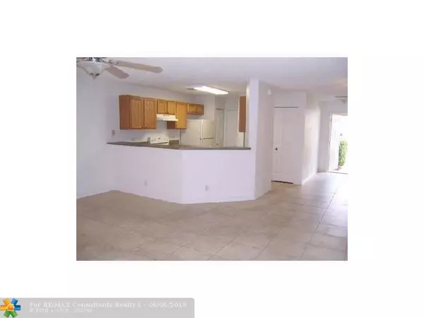 Tamarac, FL 33321,8528 W Southgate Shores Cir  #8528