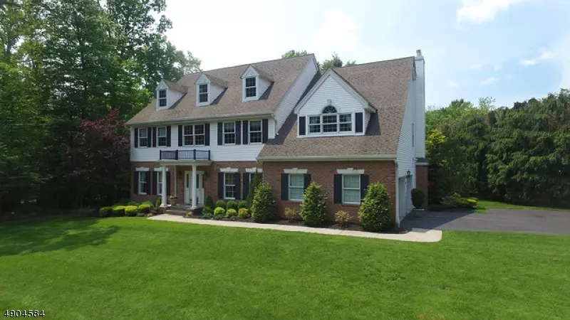 Montvale Boro, NJ 07645,16 SUNNYSIDE DR