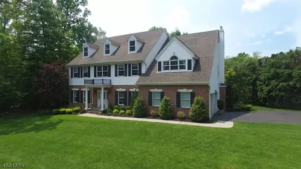 16 SUNNYSIDE DR, Montvale Boro, NJ 07645