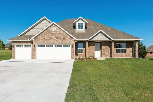 2336 Sandpiper Drive, Blanchard, OK 73010