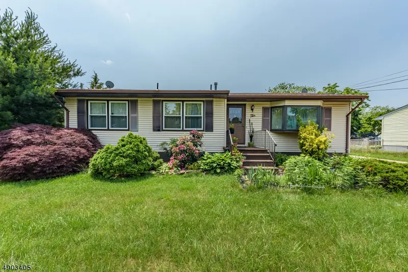 10 NEWPORT AVE, Franklin Twp., NJ 08873