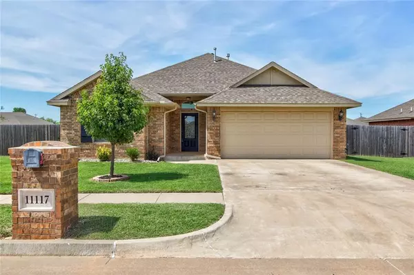 11117 SW 38th Circle, Mustang, OK 73064