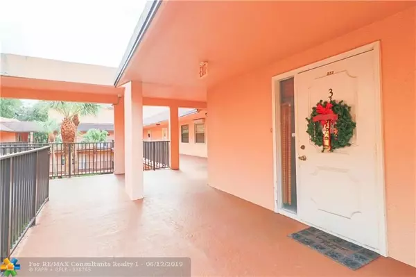 Plantation, FL 33325,430 Commodore Dr  #313