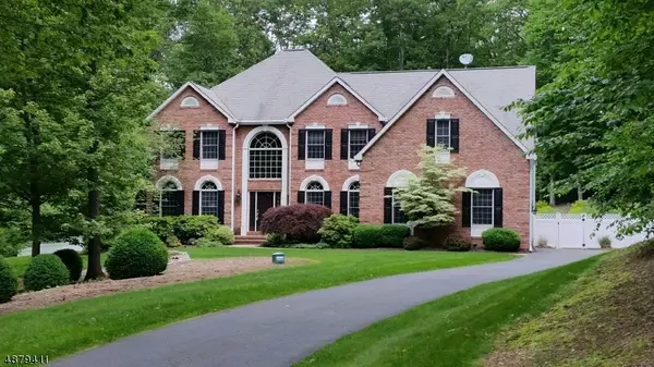 25 CRYSTAL ROCK RD, Sparta Twp., NJ 07871