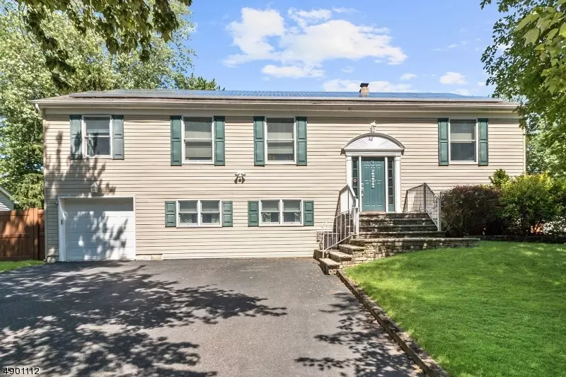 9 DEER LN, Jackson Twp., NJ 08527