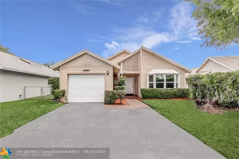 9957 NW 45th St, Sunrise, FL 33351