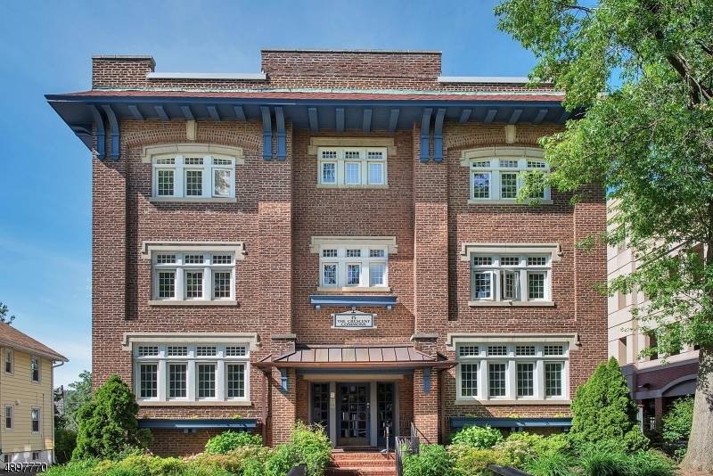 15 THE CRES C0001 #1, Montclair Twp., NJ 07042
