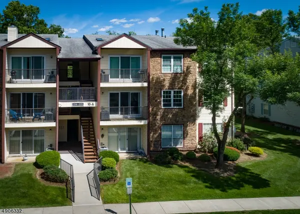 221 ROBERTSON WAY, Lincoln Park Boro, NJ 07035