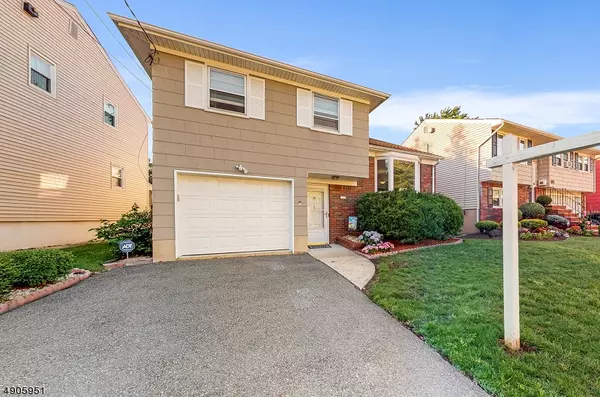 15 DOROTHEA TER, Belleville Twp., NJ 07109