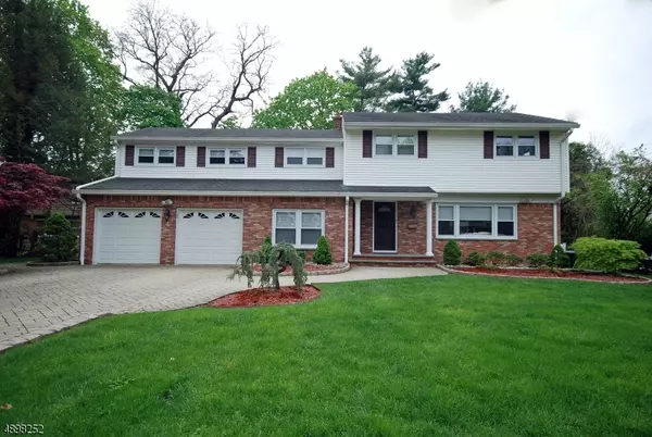 6 CLARKSON CT, Paramus Boro, NJ 07652