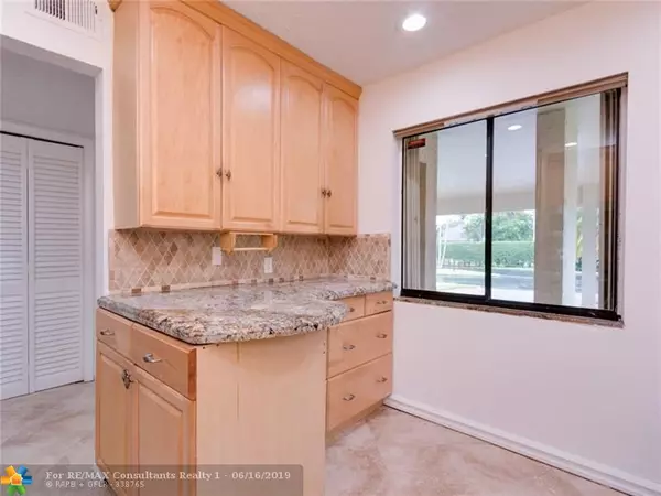 Weston, FL 33326,16355 Cammi Lane  #24