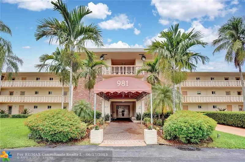 Hollywood, FL 33021,981 Hillcrest Court  #208