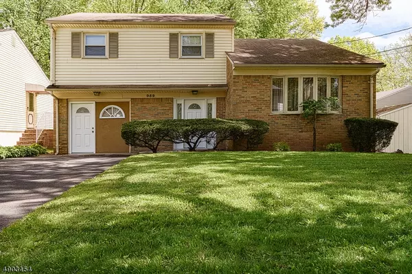 959 WALNUT ST, Roselle Boro, NJ 07203