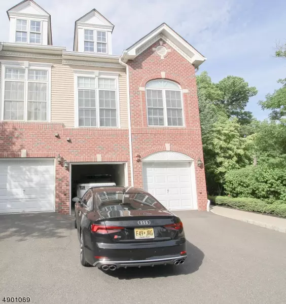 812 DONATO CIR, Scotch Plains Twp., NJ 07076