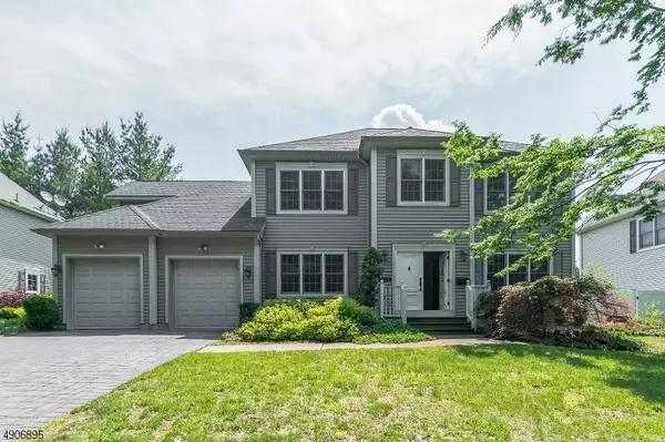1089 QUIGLEY CT, Teaneck Twp., NJ 07666