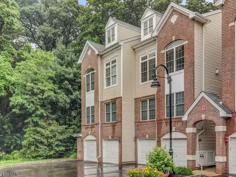 7 ASHLEY CT, Hawthorne Boro, NJ 07506