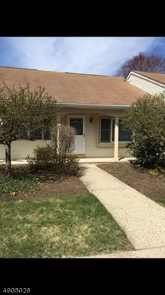 70 CARRIAGE LN, Sparta Twp., NJ 07871