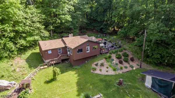 20 E CRISMAN RD, Hardwick Twp., NJ 07825