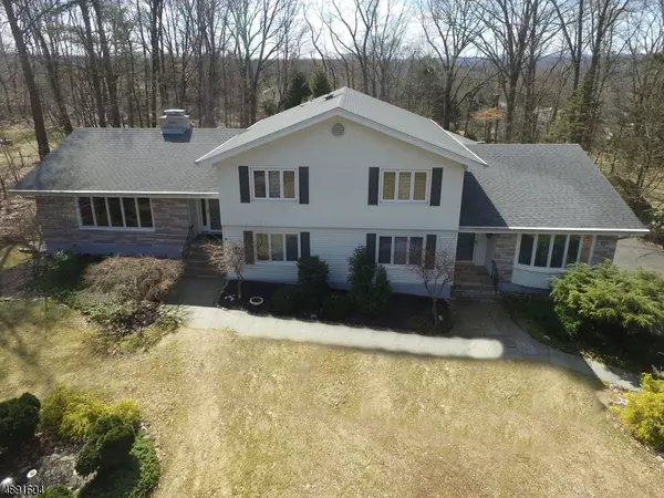 Upper Saddle River Boro, NJ 07458,34 ROLLING RIDGE RD