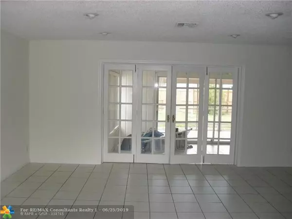 Deerfield Beach, FL 33441,1596 SE 4th St