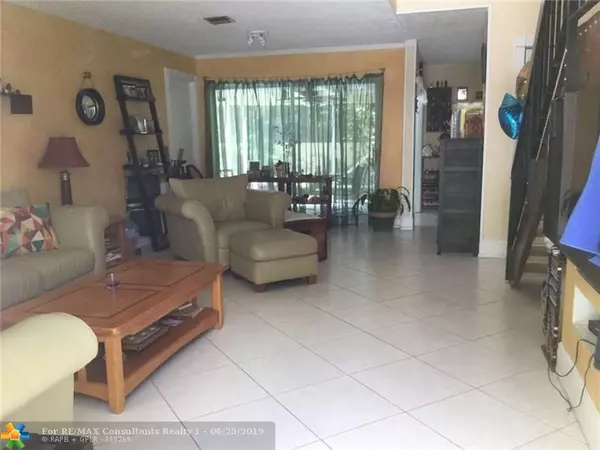 Coral Springs, FL 33071,1378 NW 91 Ave