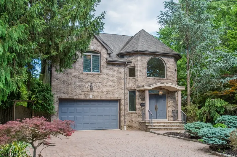 48 FAIRVIEW AVE, Park Ridge Boro, NJ 07656