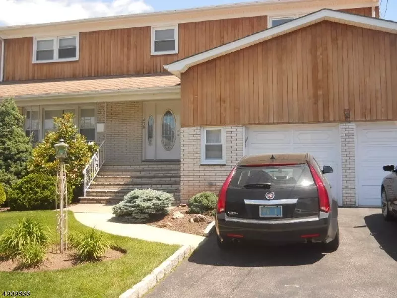 438 WINCHESTER PL, Hackensack City, NJ 07601
