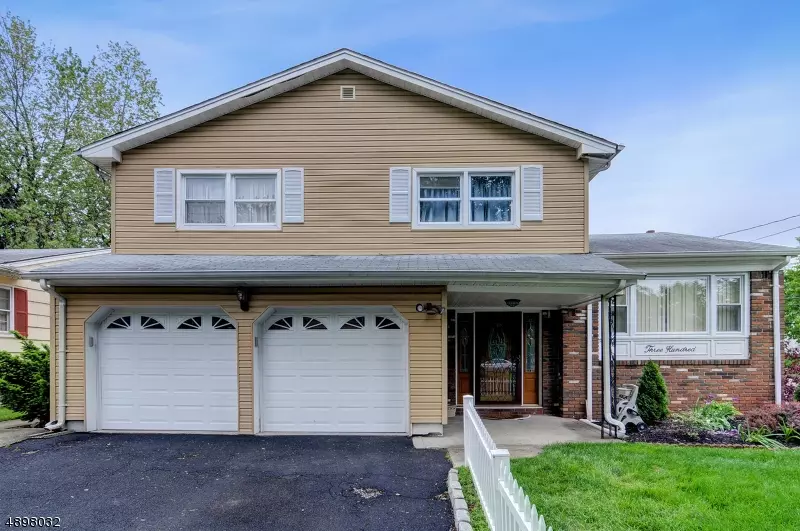 300 FLORAL ST, Roselle Boro, NJ 07203