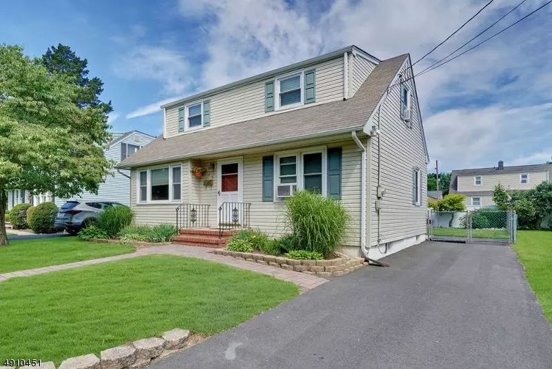 719 LINCOLN AVE, Manville Boro, NJ 08835
