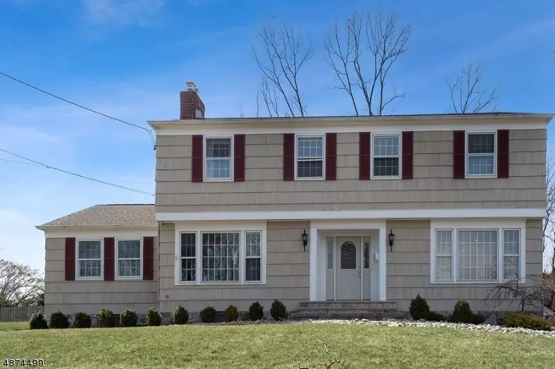 Westfield Town, NJ 07090,16 MARLIN CT