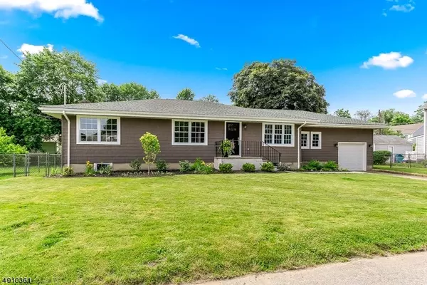 27 FERROMONTE AVE, Roxbury Twp., NJ 07847