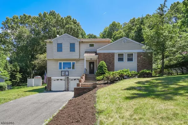 49 WARREN RD, Sparta Twp., NJ 07871