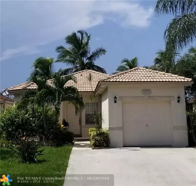 4929 Pelican St, Coconut Creek, FL 33073