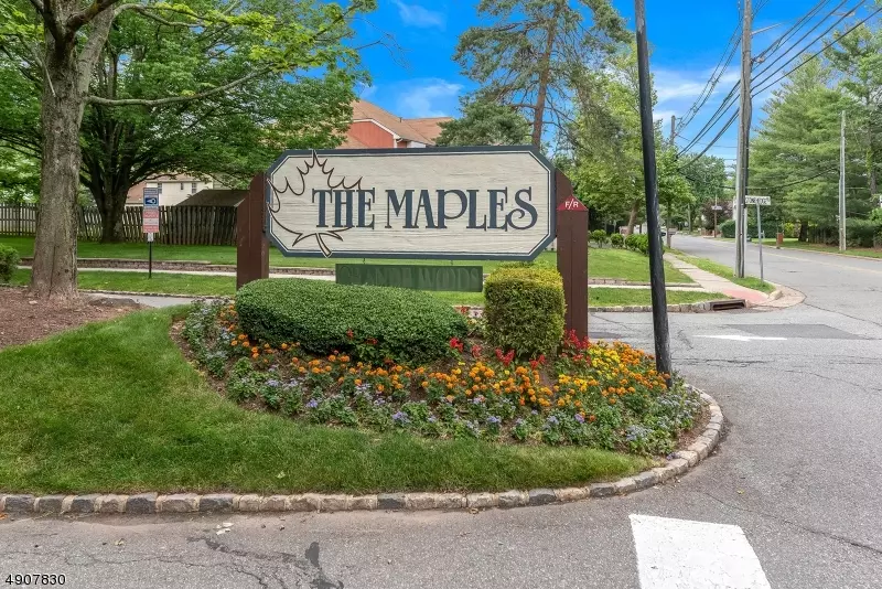 Edison Twp., NJ 08820,3103 STONEHEDGE RD