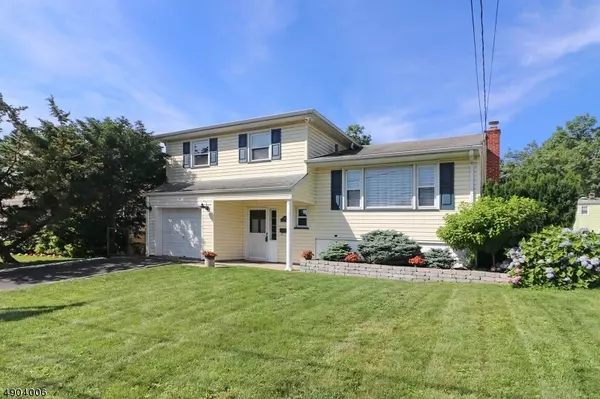 986 RAYHON TER, Rahway City, NJ 07065