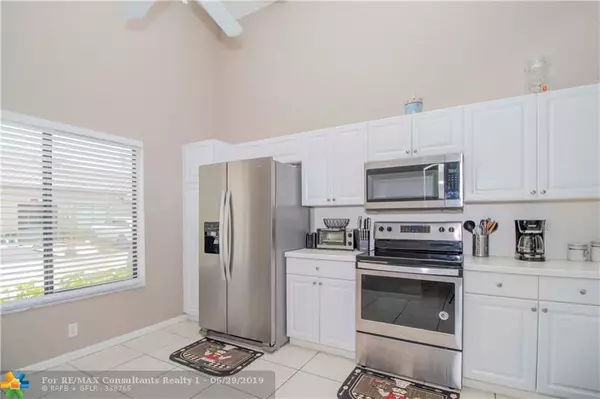 Lauderhill, FL 33319,3383 Inverrary Blvd  #3383