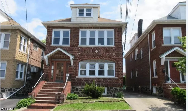 North Bergen Twp., NJ 07047,1006 88TH ST