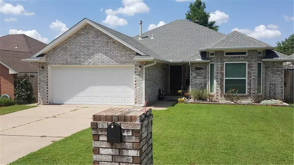 Edmond, OK 73012,513 NW 171st Street