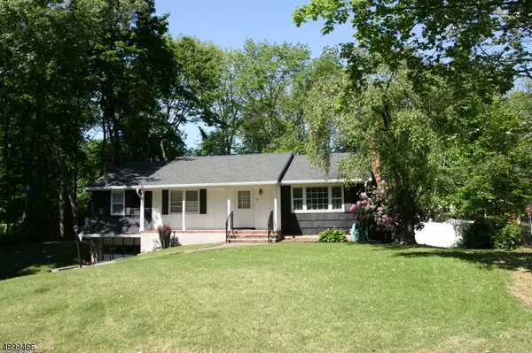 30 BAILEY AVE, Oakland Boro, NJ 07436