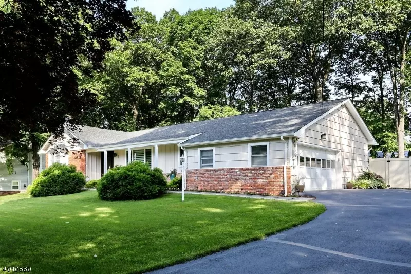 Ringwood Boro, NJ 07456,25 FORSGATE DR