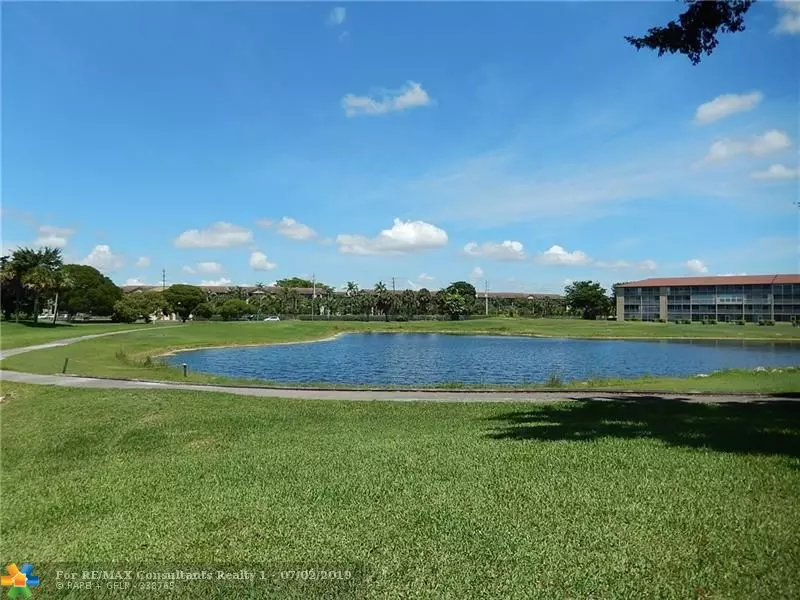 Pembroke Pines, FL 33027,13475 SW 9th St  #213A