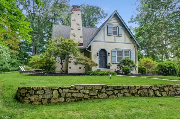 31 BROOKSIDE AVE, Bernardsville Boro, NJ 07920