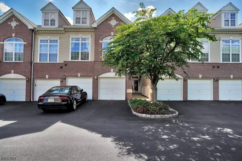 155 RIVERWALK WAY, Clifton City, NJ 07014