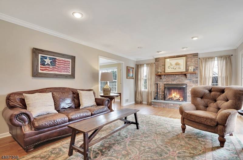 180 N MAPLE AVE, Bernards Twp., NJ 07920