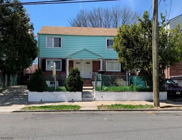 332-334 E 25TH ST, Paterson City, NJ 07514